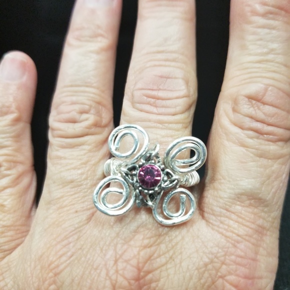 Ring - Picture 3 of 3